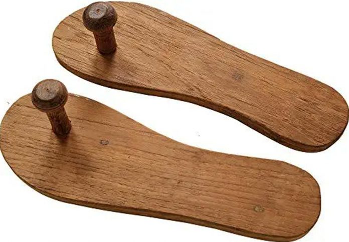 Obukalabanda - Wooden Sandals